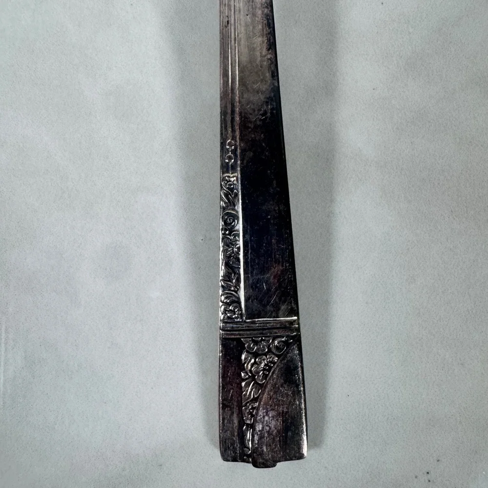 Oneida Nobility Plate Silver Plated‎ Master Butter Knife Caprice Floral Pattern